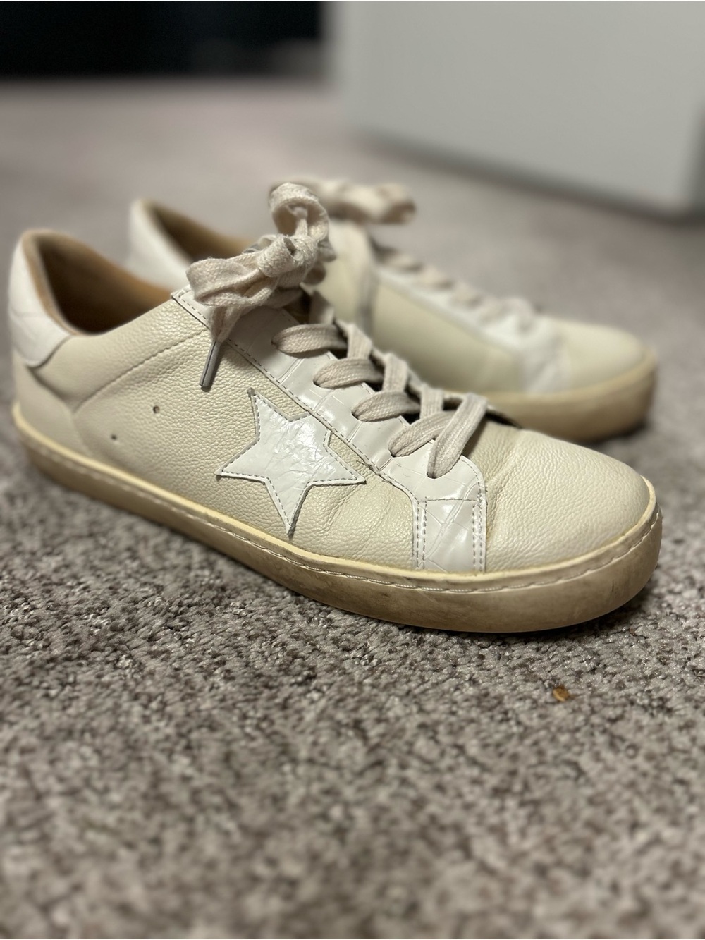 Cream Leather Low-Top Sneakers with Star Design